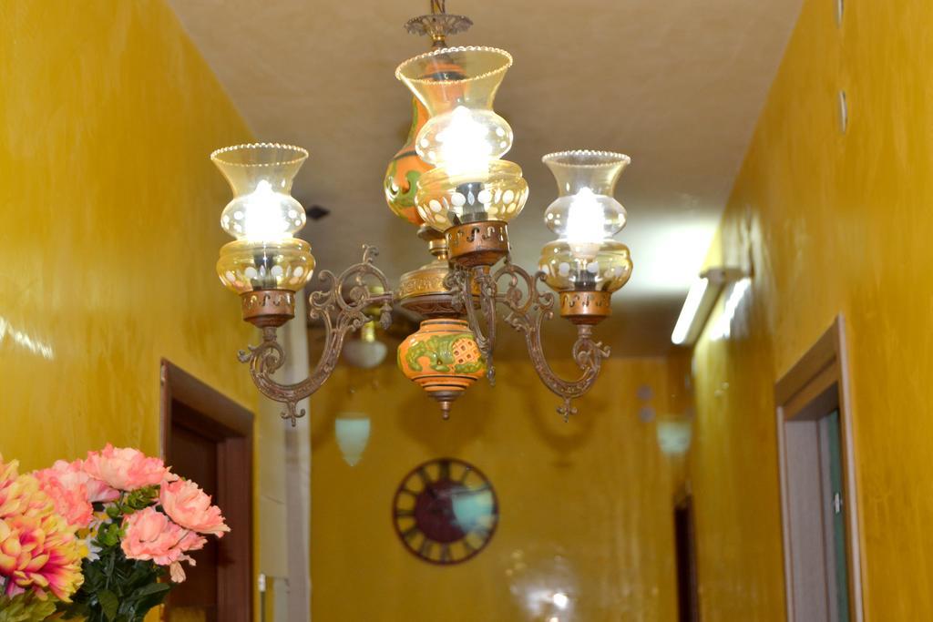 B&B Milon Mestre Luaran gambar